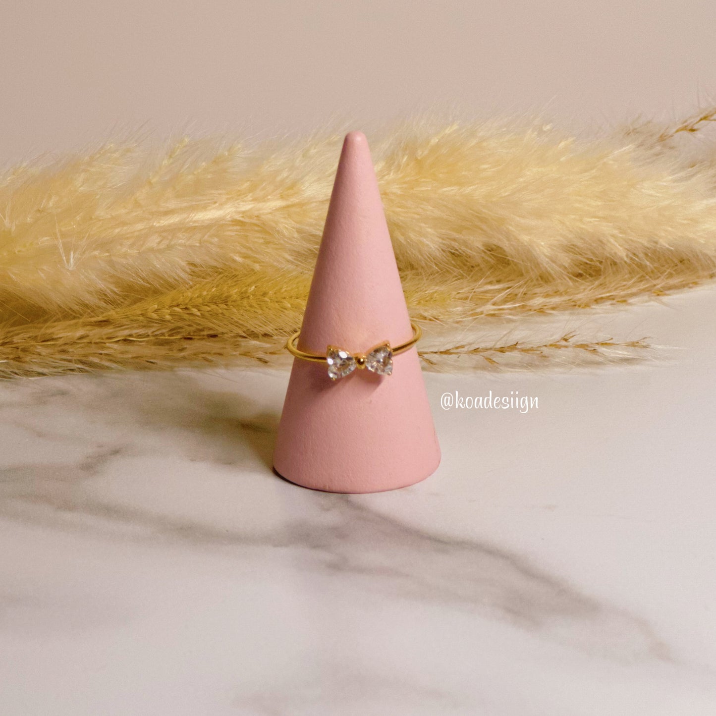Emily ring ππ§