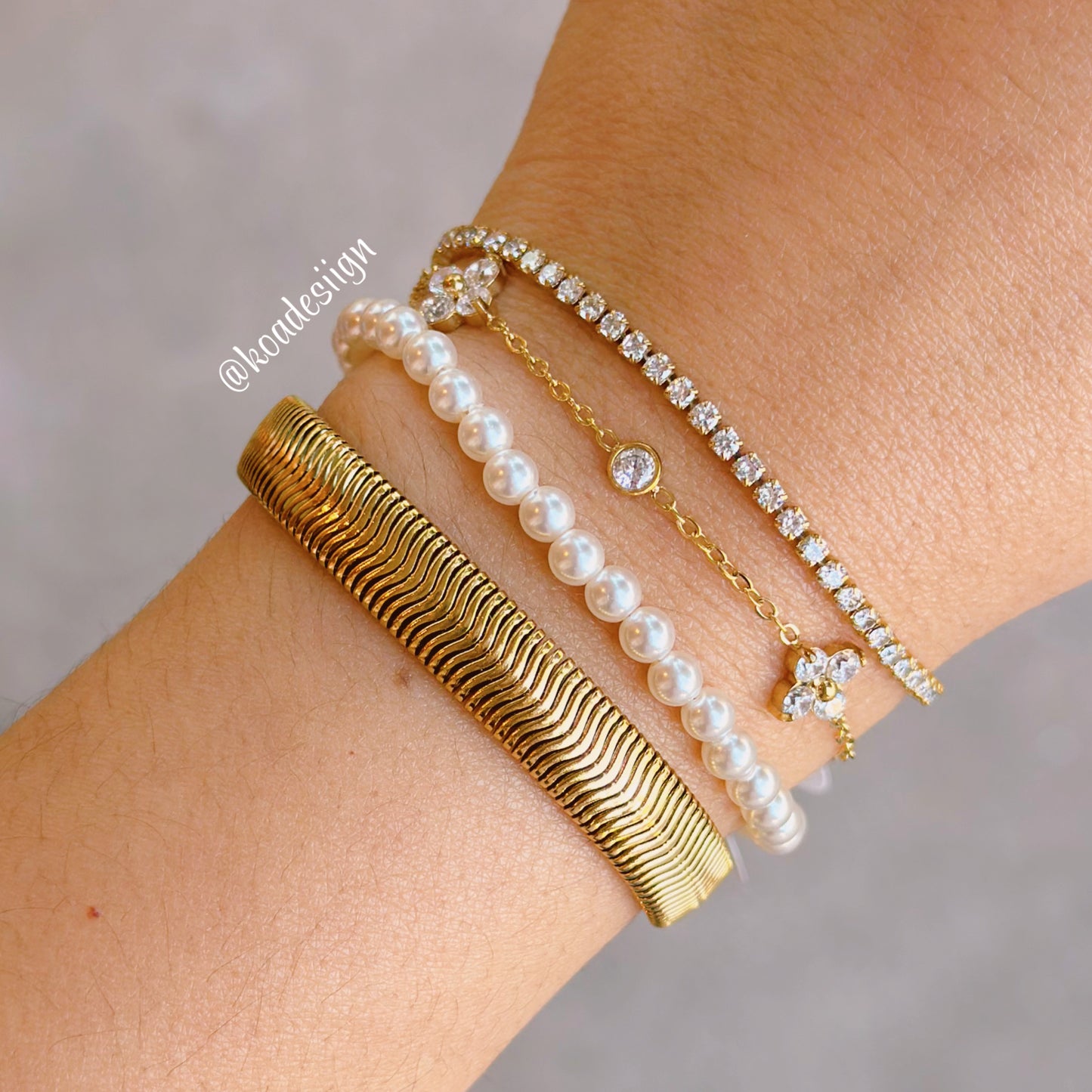 Selena bracelet ✨
