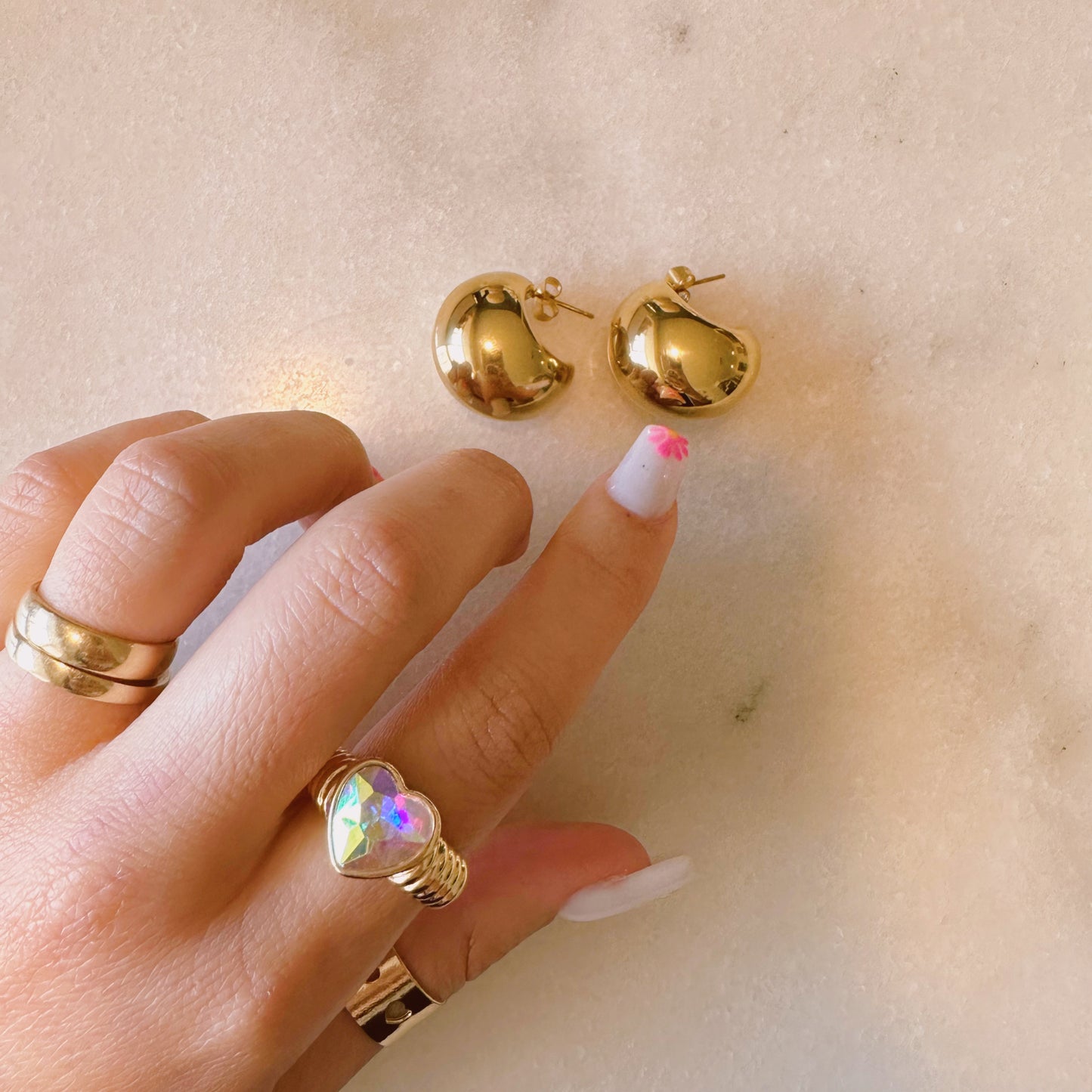 Valentina Earrings đź’›
