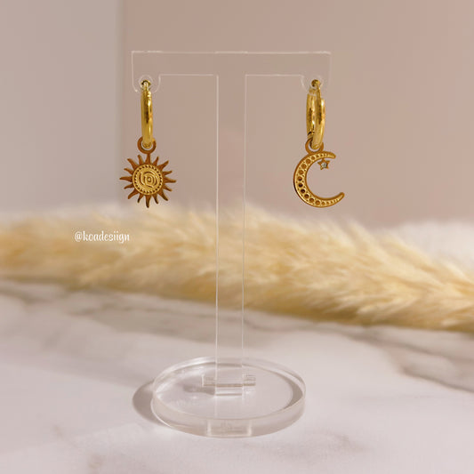 Sol y luna earrings 💧